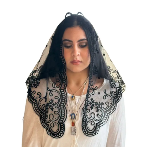 Mantilla, Sort ~ Vår Frue av Lourdes